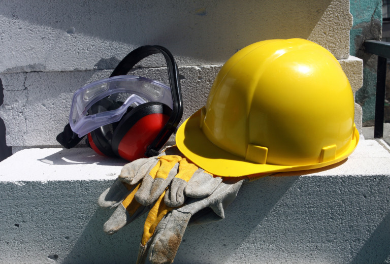 Annual Leave and Holiday Allowance: Employee Rights and Employer Obligations in Slovenia