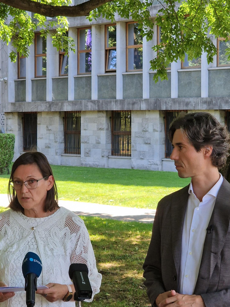 Minister in Inšpektorica