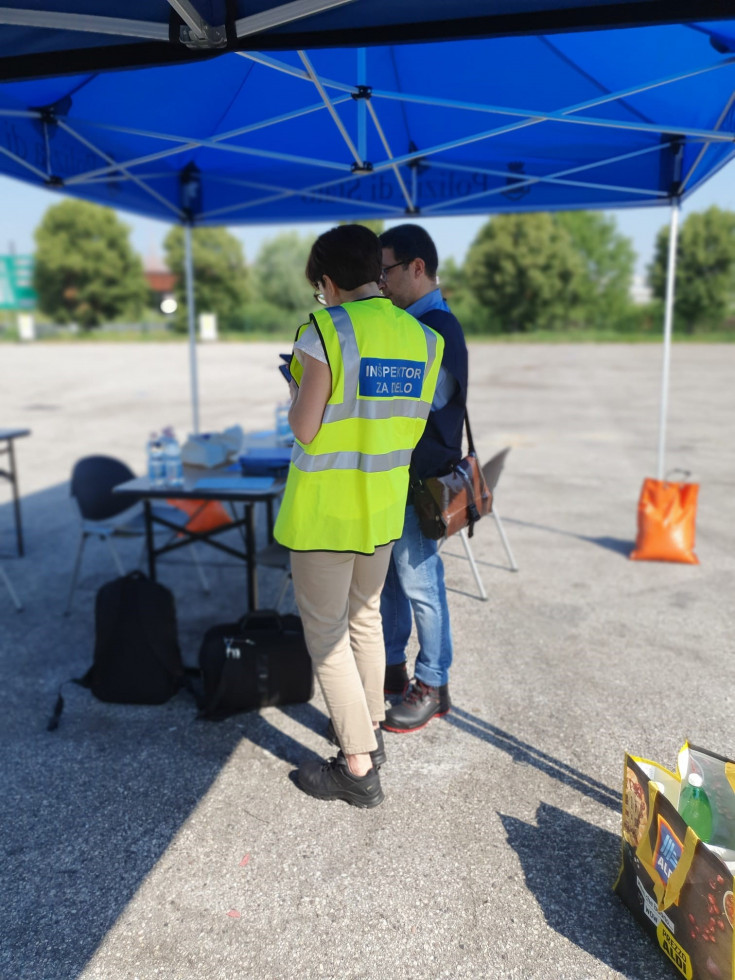 A road transport inspection with road checks in the highway A4 Torino-Trieste.