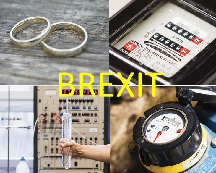 Slika je sestavljena iz štirih fotografij, ki ponazarjajo področje meroslovja (poročna prstana, električni števec, termometer in vodomer). Na sredini z rumenimi črkami piše BREXIT.