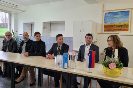Predstavitev projekta Medena celica v Odprtem oddelku Ig