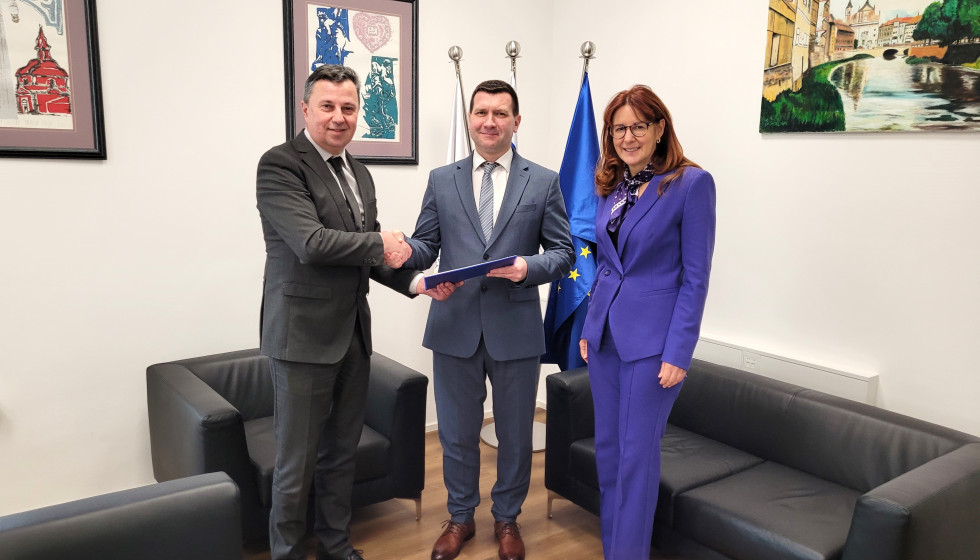 Handing over the business in the Slovenian Prison Administration 