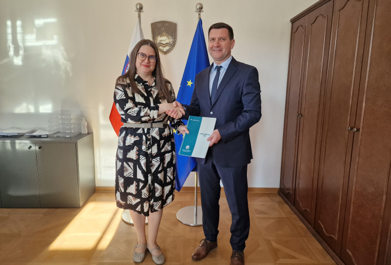 Ministrica mag. Andreja Kokalj prejela letno poročilo Uprave za izvrševanje kazenskih sankcij 