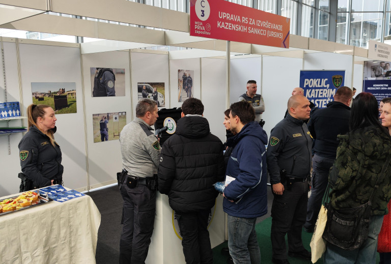 Spoznajte poklic pravosodnega policista na Informativi