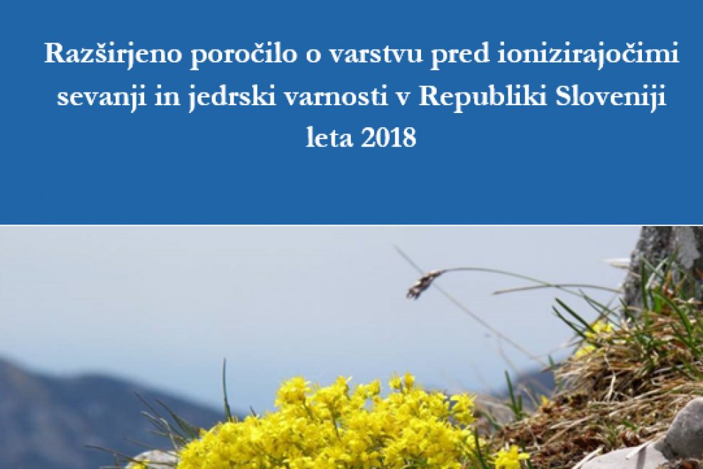 Zgoraj na sredini je grb Republike Slovenije in navedba pripravljavca poročila. Na sredini je na modrem ozadju z belo barvo zapisan naslov poročila, pod njim pa slika z rumenim gorskim cvetjem.