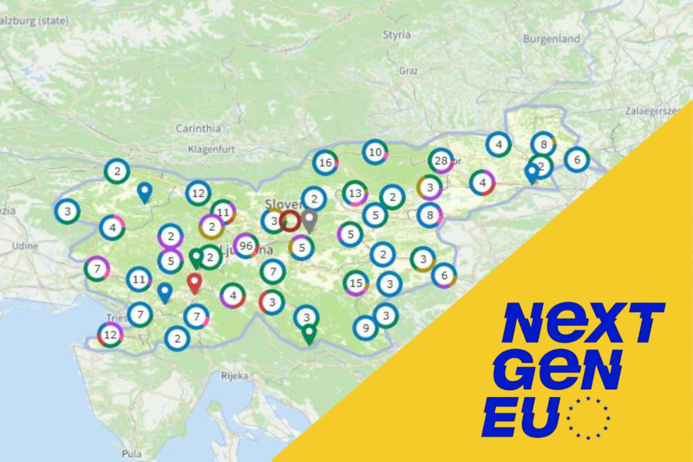 Zemljevid Slovenije z označenimi kraji in številkami projektov v teh krajih.V spodnjem desnem kotu napis NextGenEU . 
