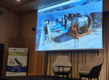 prikaz zaslona in streaming povezave v dvorani