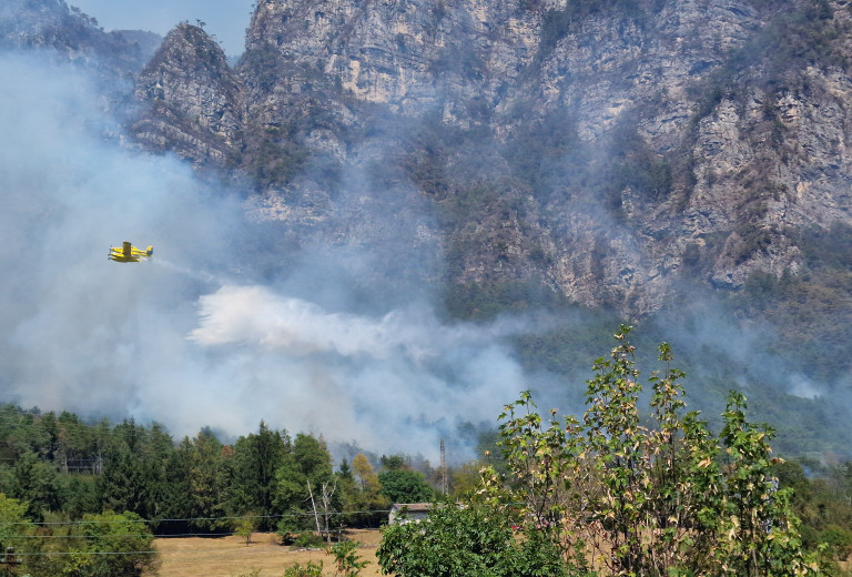 Posadke Air Tractorjev gasile tudi čez mejo v Furlaniji - Julijski krajini