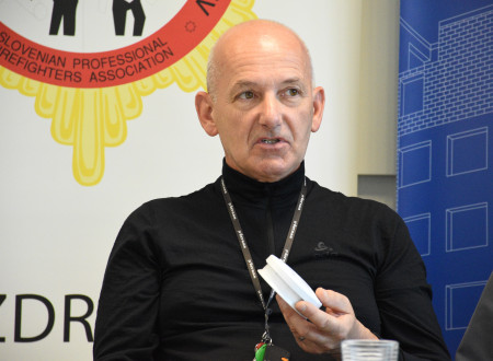 dr. Aleš Jug
