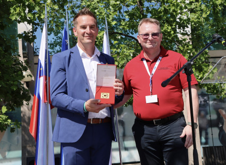 Župan Nove Gorice Samo Turel in generalni direktor URSZR Leon Behin