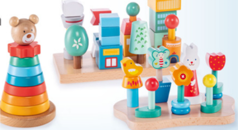 raznobarvne lesene igračke natikanke