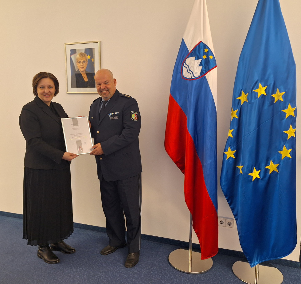 Botschafterin Dr. Ana Polak Petrič und Leiter der Abteilung für internationale Zusammenarbeit an der Polizeiakademie Nordrhein-Westfalen Brühl, Herr Meinholf Schlotmann