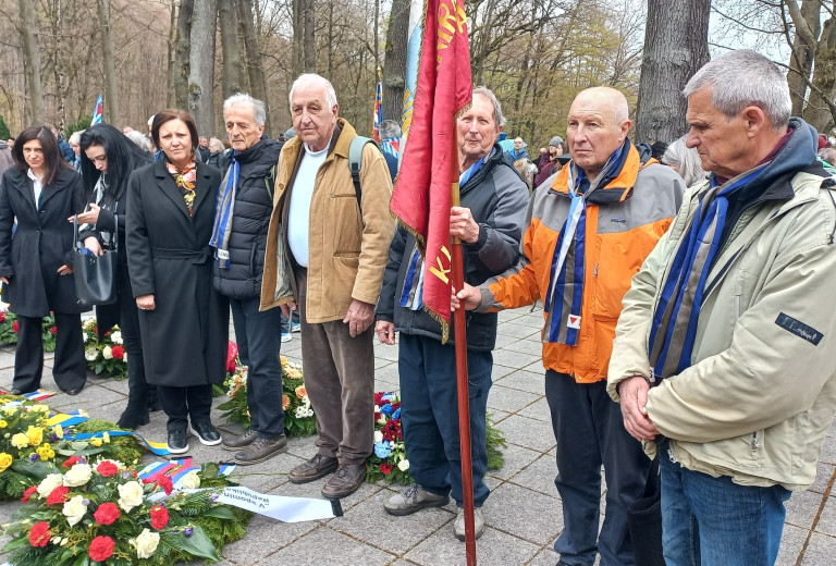 Gedenkveranstaltungen zum 81. Jahrestag der Befreiung der Konzentrationslager