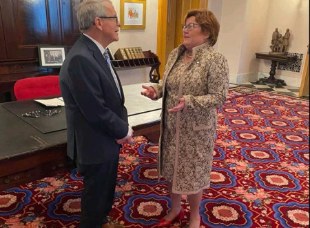 Consul General Alenka Jerak met with the Ohio Governor Mike DeWine