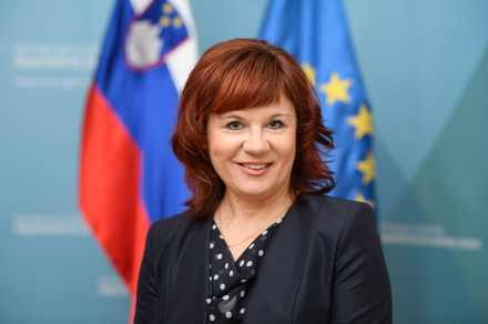 Metka Lajnšček