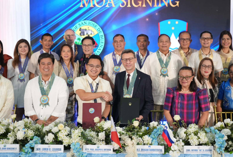  Slovenia launches landmark ₱3M green tech and hygiene project in Antique
