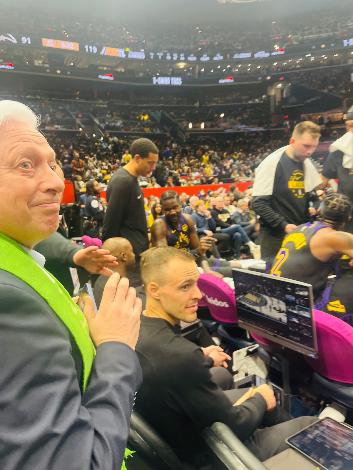 Ambassador Mirošič at the Slovenian Heritage Night – NBA Game Between the LA Lakers and the Washington Wizards