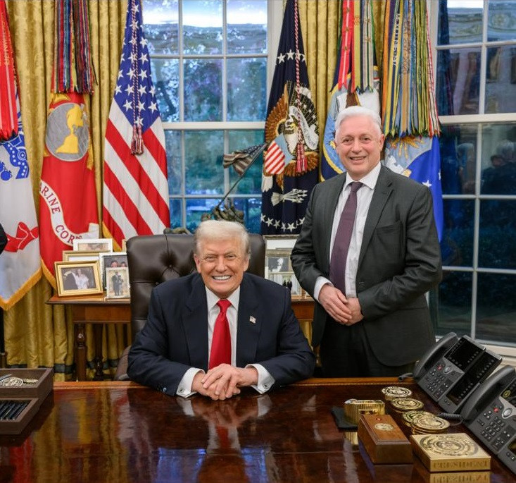 skupna slika v ovalni pisarni