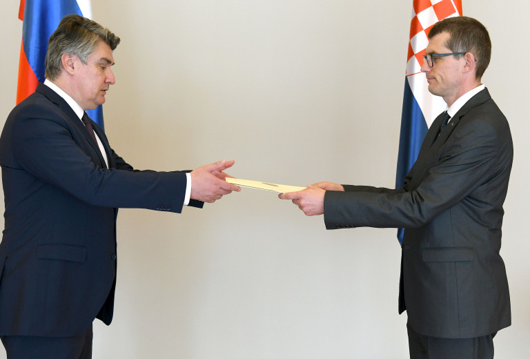 Ambassador Dovžan presented the credentials to the President of the Republic of Croatia Zoran Milanović