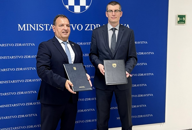 Srečanje veleposlanika Dovžana z ministrom za zdravje dr. Vilijem Berošem