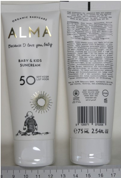Krema za sončenje za dojenčke in otroke v beli tudi. Na tubi je na prednji strani narisan otroček s klobučkom na katerega sije sonce v črno-beli barvi.