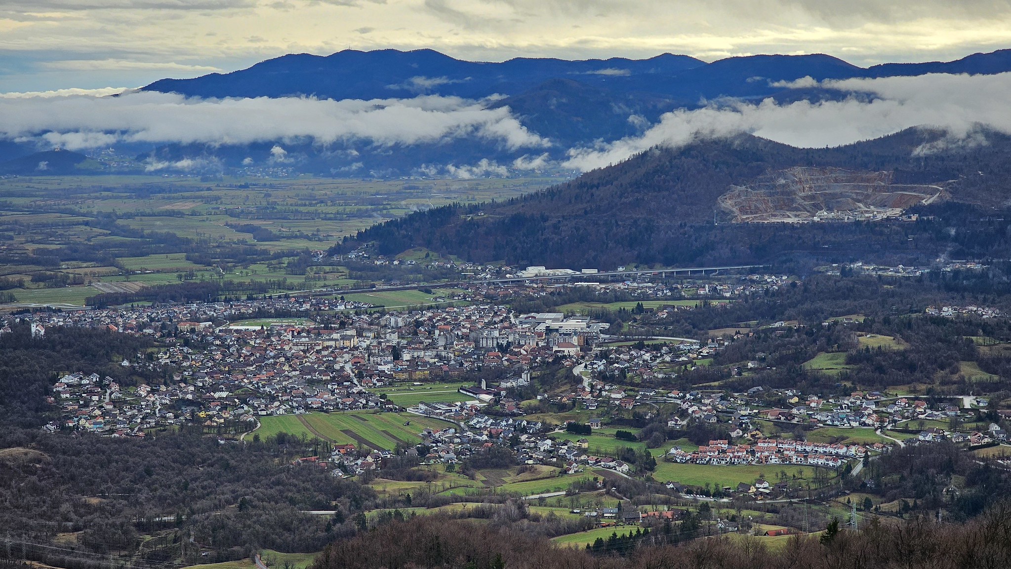 Government Visits Central Slovenia