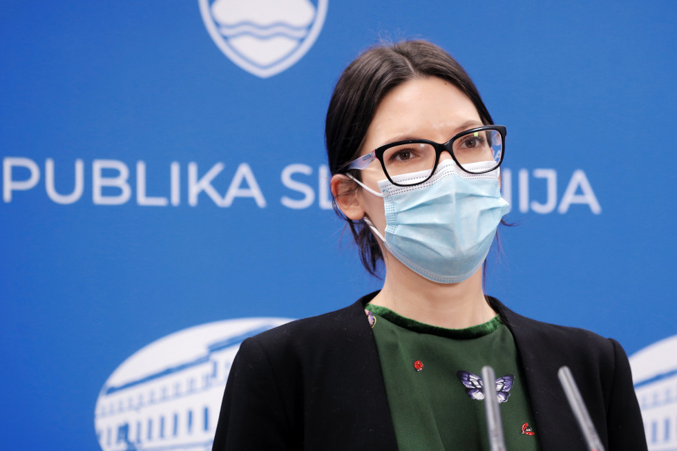 Maja Bratuša at the press conference