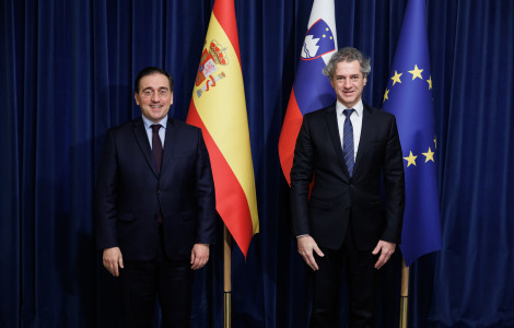 PV SPA MZZ 1 (Prime Minister Robert Golob met with the Spanish Minister for Foreign Affairs, European Union and Cooperation, José Manuel Albares Bueno.)