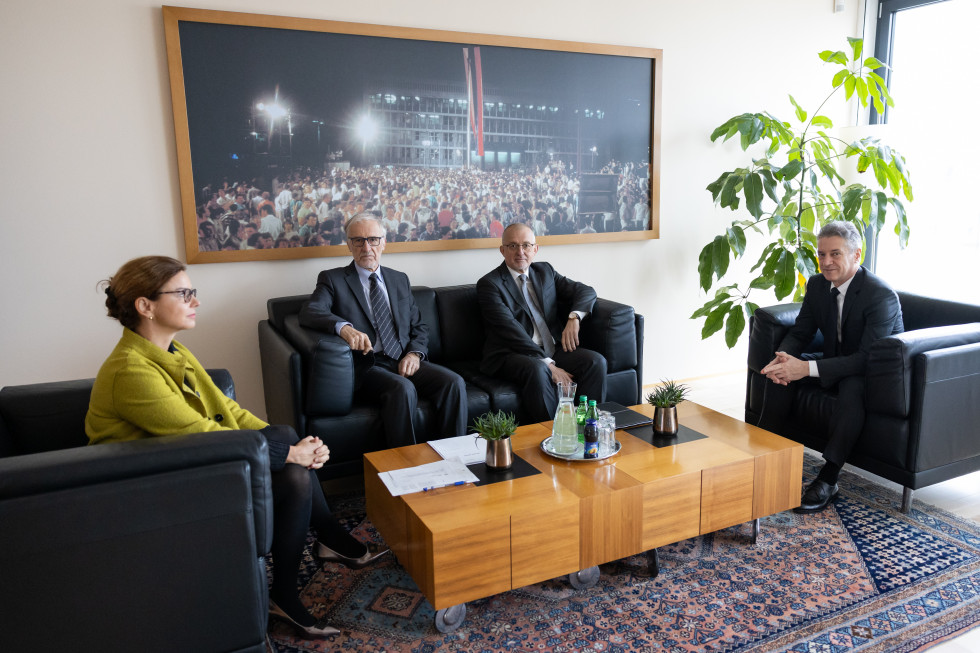 Prime Minister Golob meets with Judicial Council President Vladimir Horvat and member Emil Zakonjšek