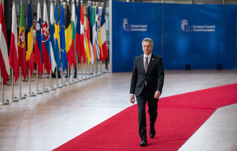 bruselj 3 (Prime Minister Robert Golob attended a special European Council meeting in Brussels. )