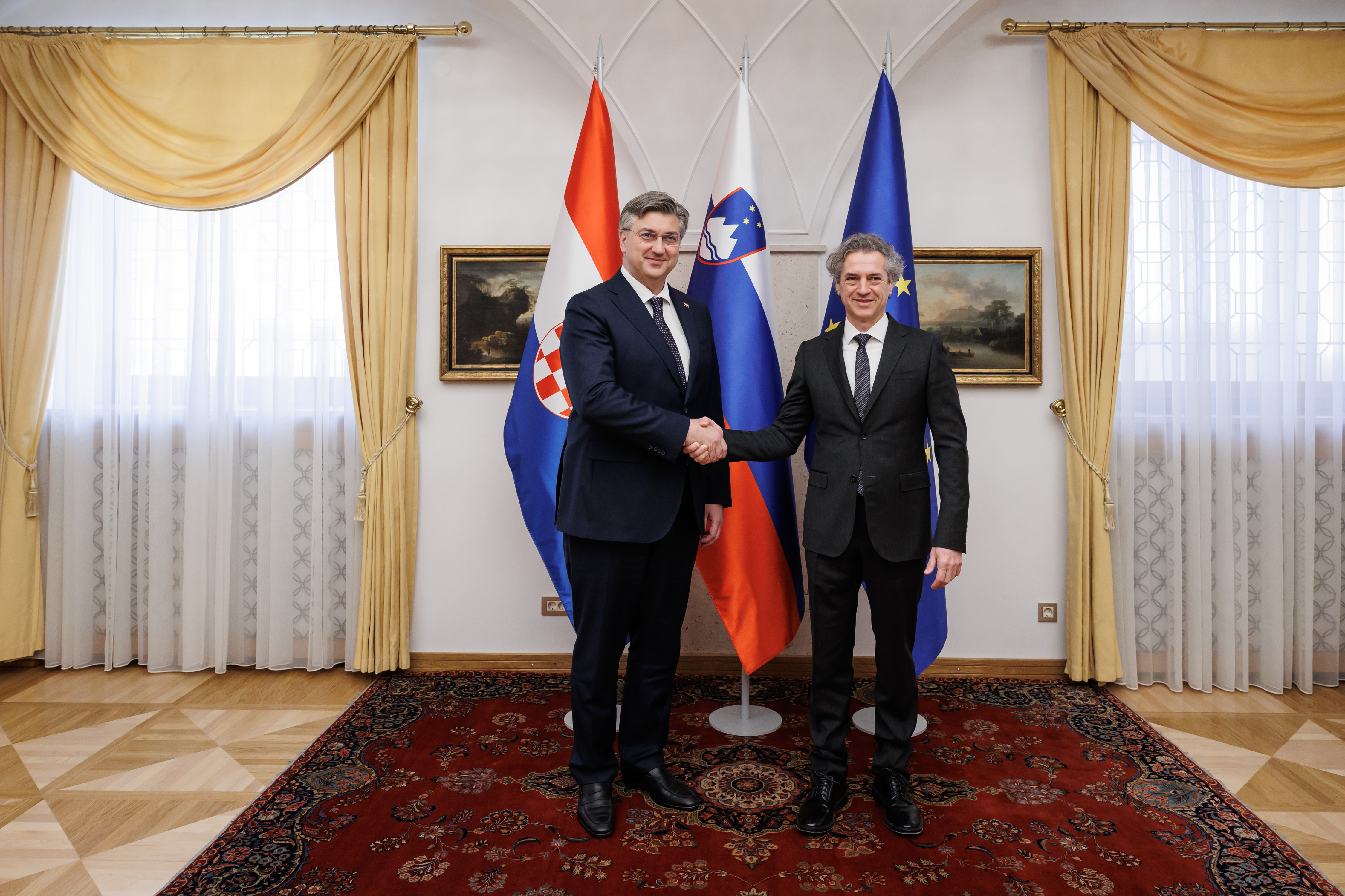 Premierja Slovenije in Hrvaške o sodelovanju na področju energetike, migracij in gospodarstva