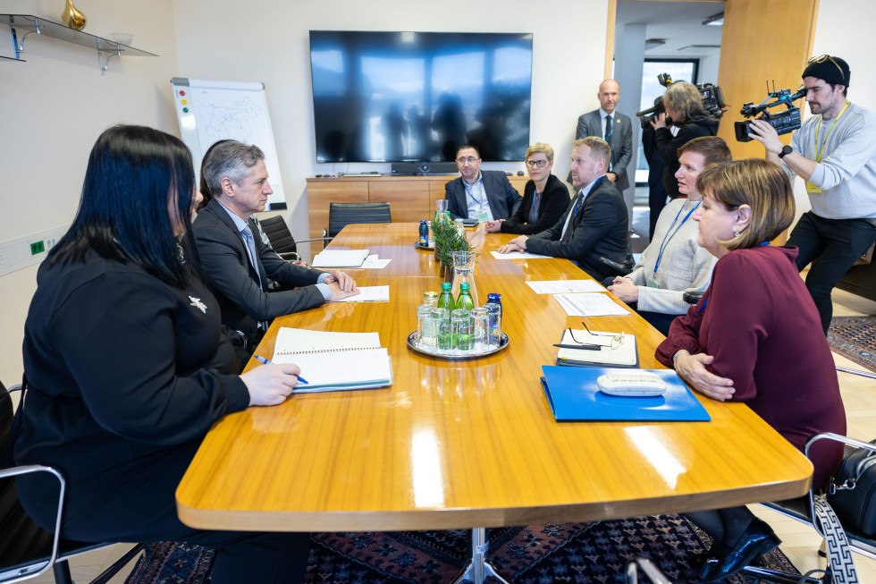 Prime Minister Robert Golob with representatives of the National Council of Disability Organisations of Slovenia 