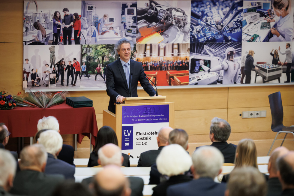 Prime Minister Robert Golob was the guest of honour at the Gala Celebration at the Faculty of Electrical Engineering of the University of Ljubljana.