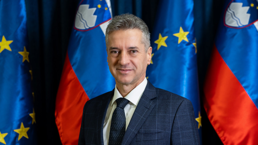 Predsednik vlade Robert Golob