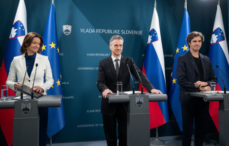 prva obletnica 1 (Prime Minister Robert Golob together with Deputy Prime Minister and Minister Tanja Fajon and Deputy Prime Minister and Minister Luka Mesec summarised the work of the Government so far)