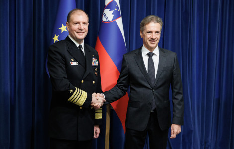53705689070 f5708dc0a2 o (Prime Minister Robert Golob today received Admiral Stuart Munsch, the commander of U.S. )