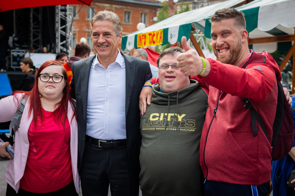 Prime Minister Robert Golob highlighted the importance of caring for the well-being of all children.