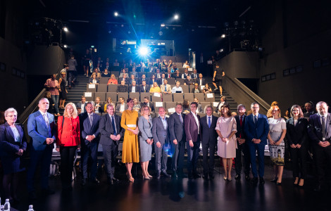 100 dni vlade 2 (Prime Minister and ministerial team at 100 Days of Government event)