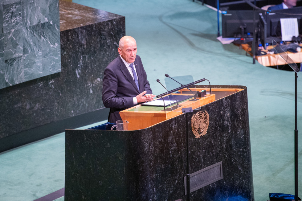 Predsednik Vlade Republike Slovenije Janez Janša je danes nagovoril 81. zasedanje Generalne skupščine Organizacije združenih narodov v New Yorku