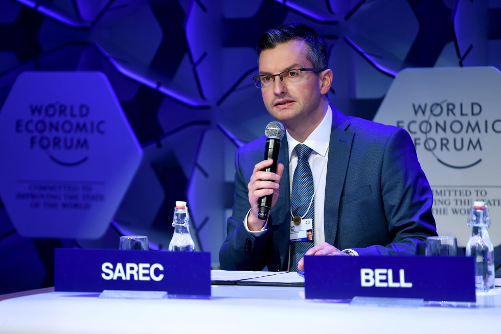 Prime Minister Šarec at the panel debate entitled Unlocking Public Sector Artificial Intelligence.