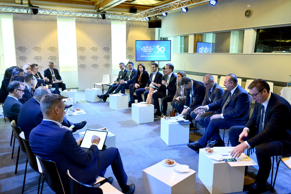 Prime Minister Šarec in Davos at a panel on resuming strategic dialogue on the Western Balkans