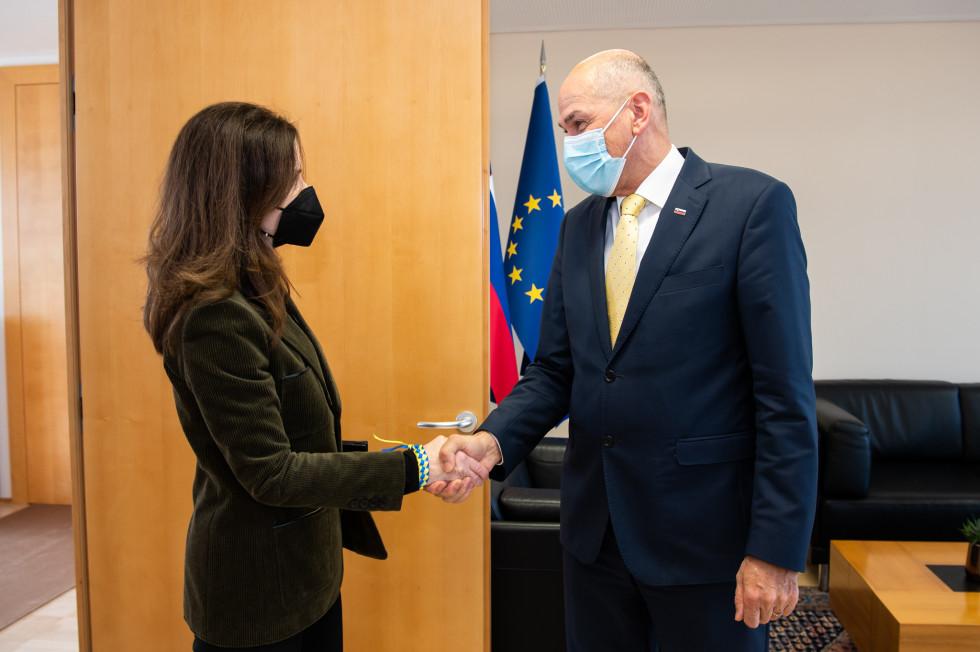 PM Janša met with the new US Ambassador to the Republic of Slovenia, Jamie Lindler Harpootlian.
