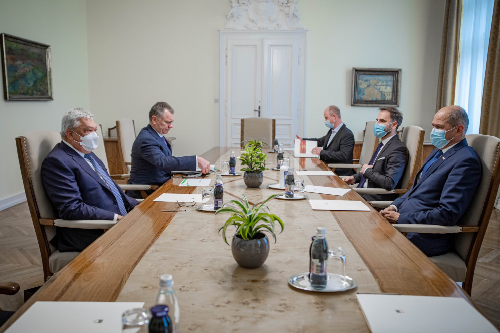Prime Minister Janez Janša meets with representatives of OTB Bank