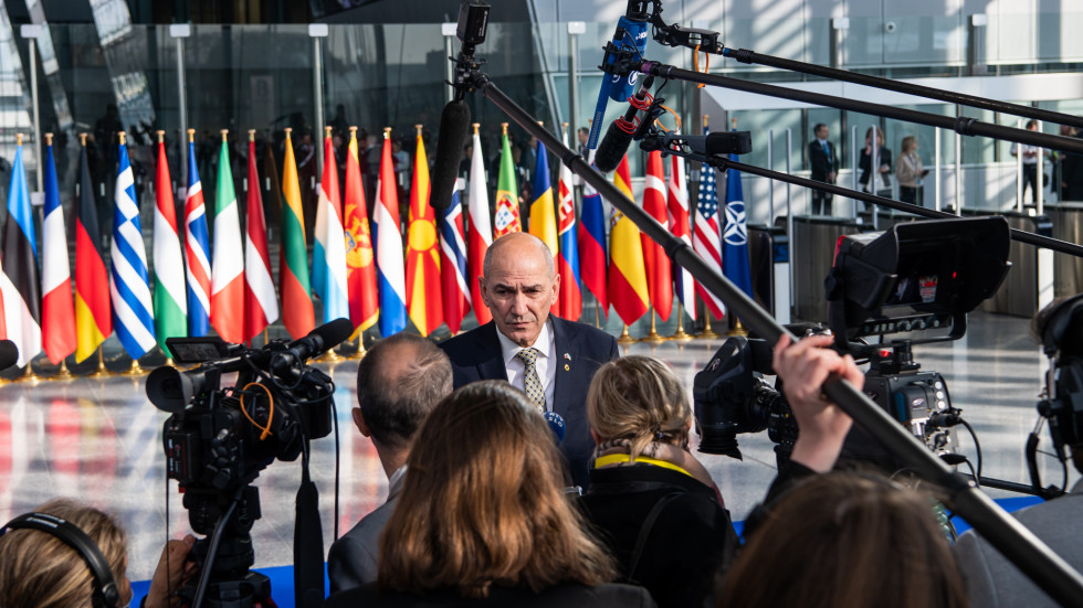 Izjava predsednika vlade ob prihodu na izredno zasedanje voditeljev in voditeljic vlad in držav zveze NATO