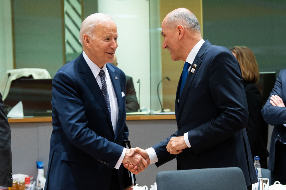 Prime Minister Janez Janša shakes hands with US President Joe Biden