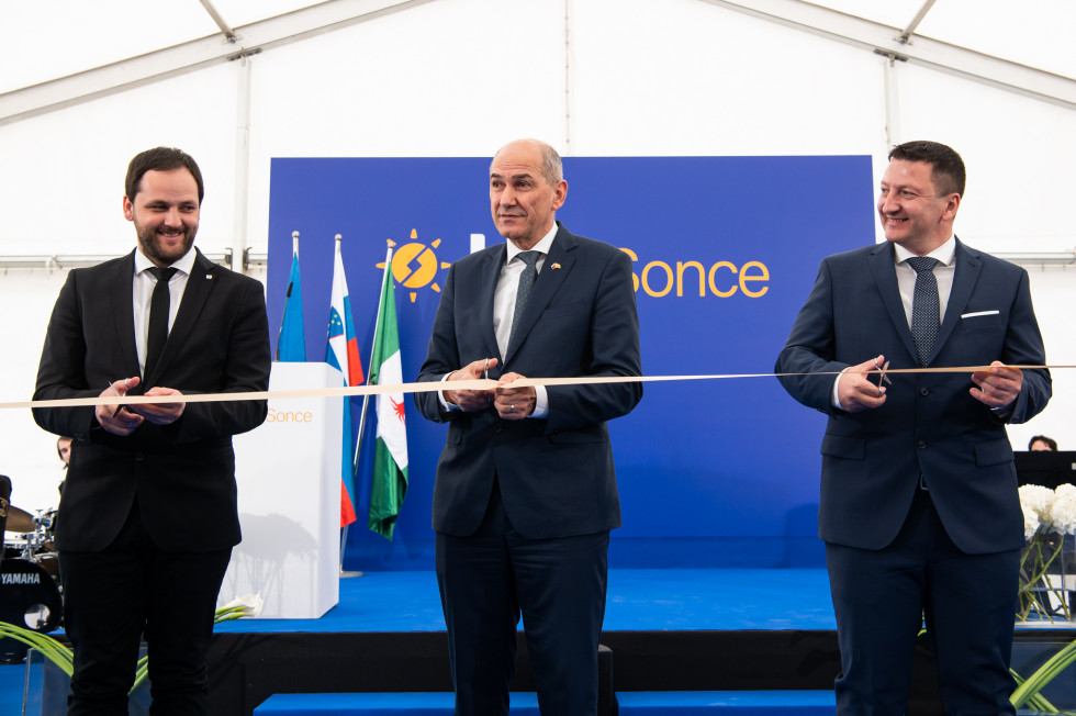 PM Janez Janša attended the inauguration of Slovenia's largest solar power plant in Prapretno near Hrastnik.