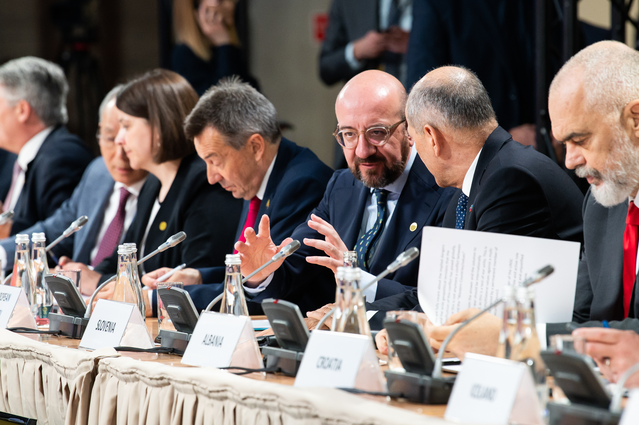 Udeleženci na donatorski konferenci za Ukrajino