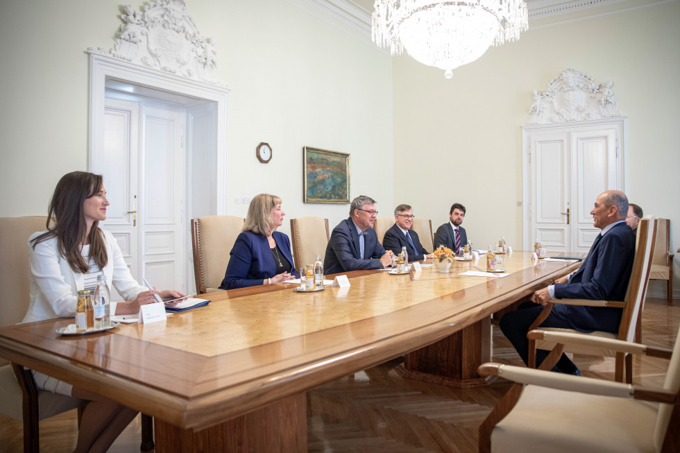 Prime Minister Janez Janša met with the ambassadors of the Visegrad Four, which is currently chaired by the Czech Republic