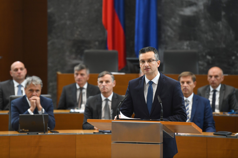 Predsednik vlade Marjan Šarec je v Državnem zboru predstavil proračuna za leti 2020 in 2021.