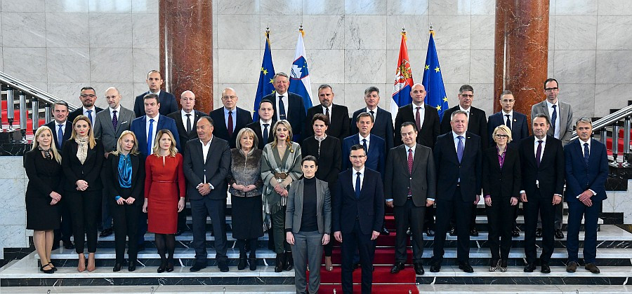 Srečanje vlad Republike Slovenije in Republike Srbije v Novem Sadu